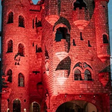 Castillo De Тарапото Екстериор снимка