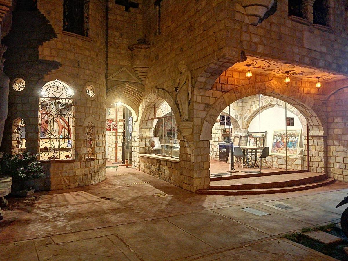 Castillo De Тарапото Екстериор снимка